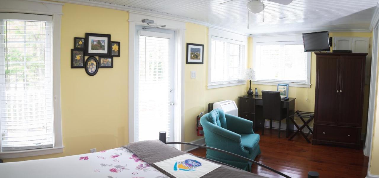 Abbie'S Garden Bed & Breakfast Grand Bank Esterno foto