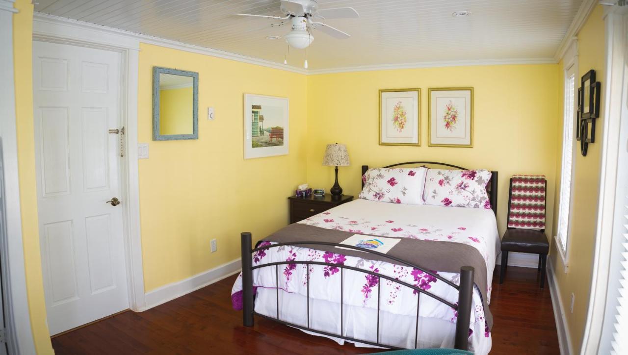 Abbie'S Garden Bed & Breakfast Grand Bank Esterno foto