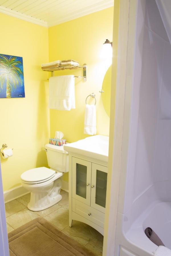 Abbie'S Garden Bed & Breakfast Grand Bank Esterno foto