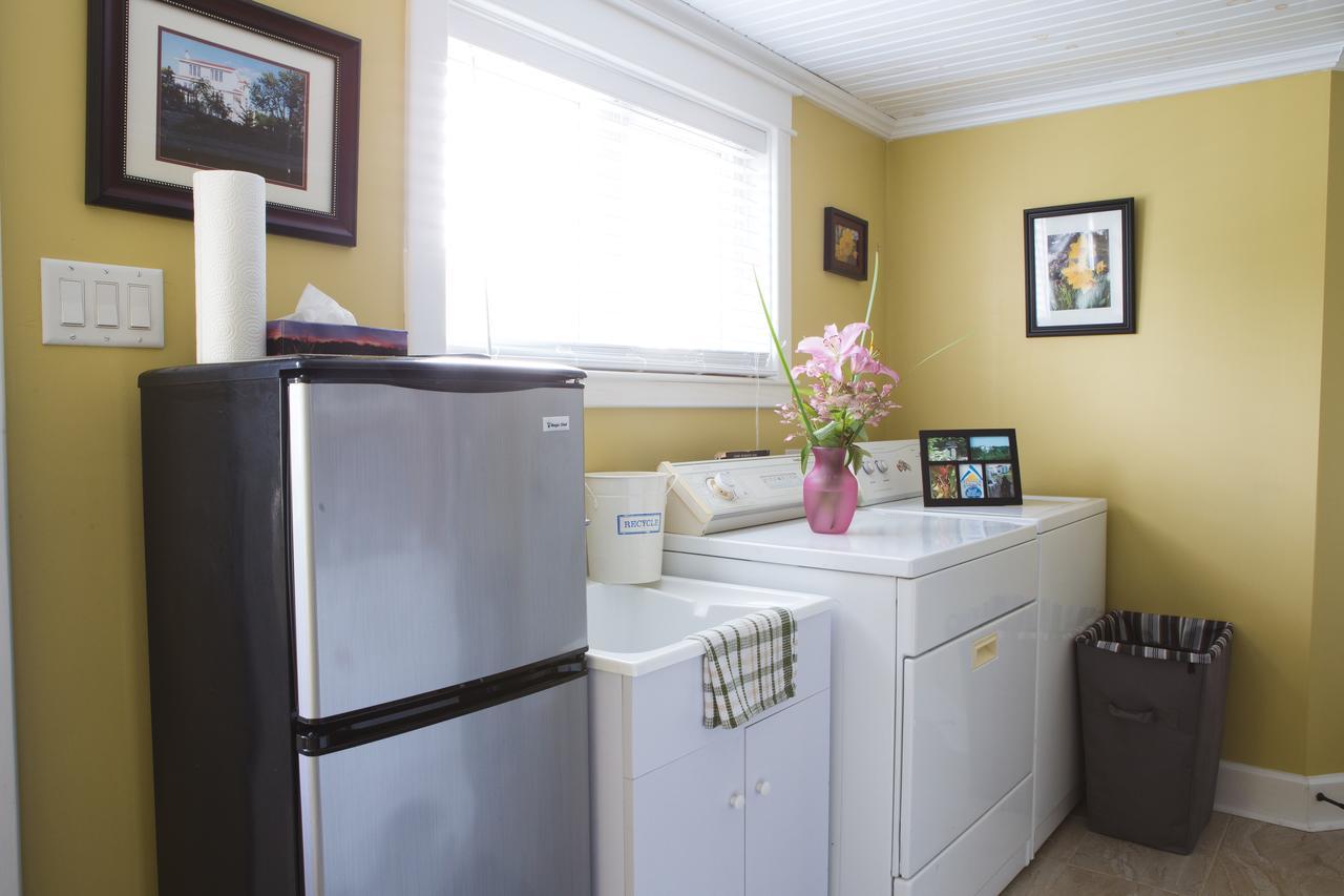 Abbie'S Garden Bed & Breakfast Grand Bank Esterno foto